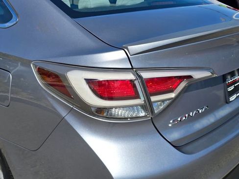 Used 2016 Hyundai Sonata SE FWD image 24