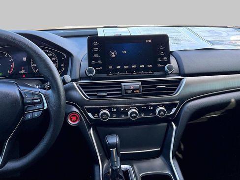Used 2018 Honda Accord LX image 6