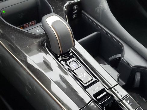 New 2026 Toyota Crown Limited image 31