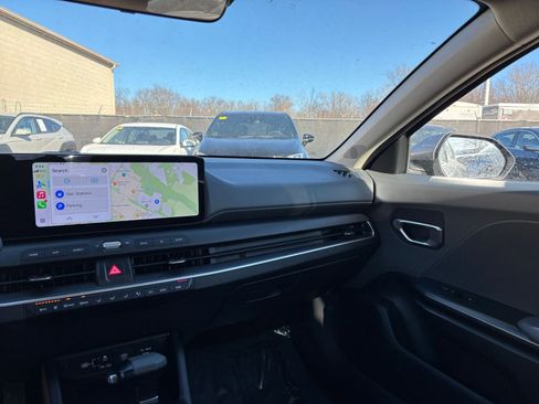 Used 2025 Kia K4 LXS image 35