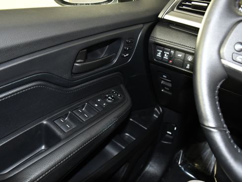 Certified 2024 Honda Odyssey EX-L image 31