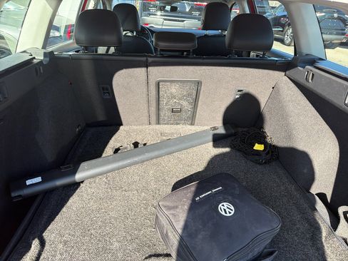 Used 2017 Volkswagen Golf Alltrack SEL image 12