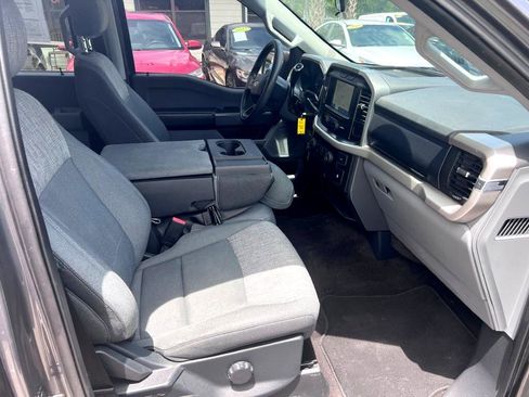 Used 2021 Ford F150 XLT image 10