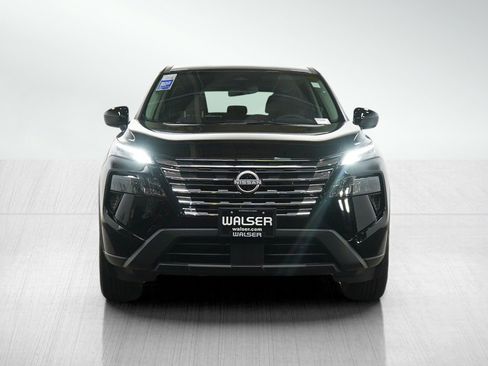 Used 2025 Nissan Rogue SV AWD/4WD image 6