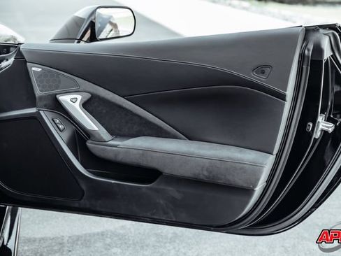 Used 2016 Chevrolet Corvette Stingray Coupe RWD image 77