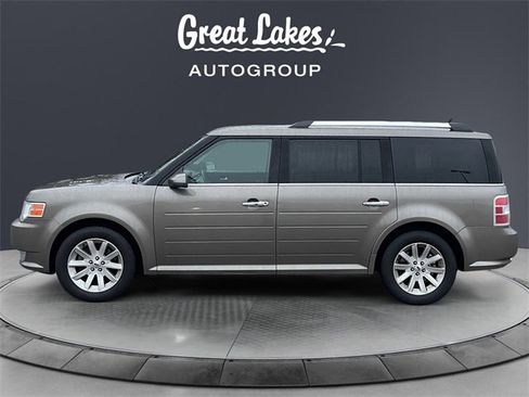 Used 2012 Ford Flex SEL w/ Equipment Group Order Code image 2