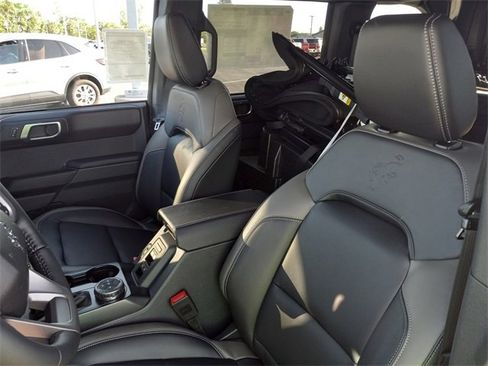 New 2025 Ford Bronco Outer Banks image 12