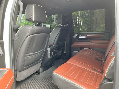 Used 2025 GMC Sierra 2500 Denali Ultimate AWD/4WD image 21