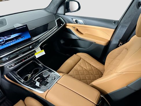 New 2026 BMW X7 xDrive40i image 24