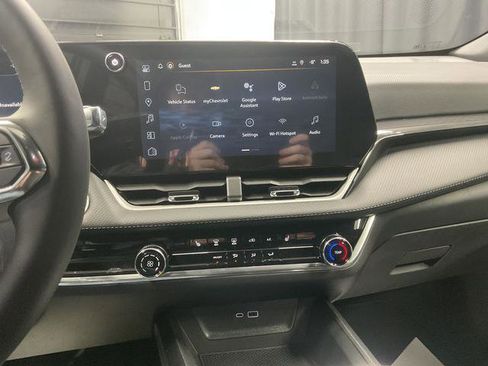 New 2026 Chevrolet Equinox LT w/ Midnight Edition image 22