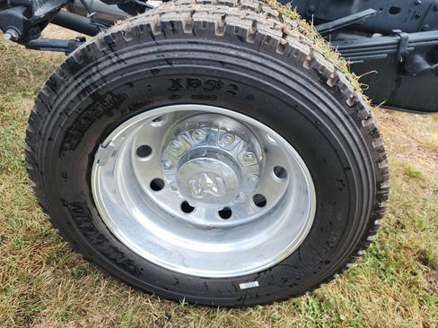 New 2026 RAM 5500 Laramie w/ Laramie Trim Package image 33