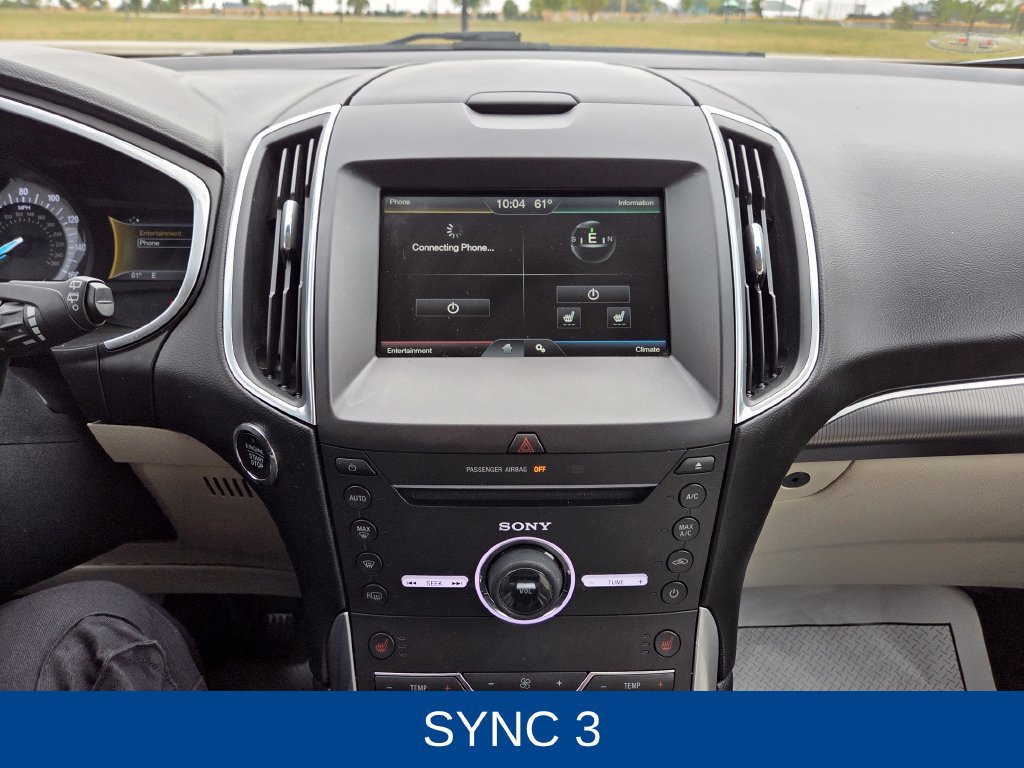 Used 2015 Ford Edge Titanium FWD image 22