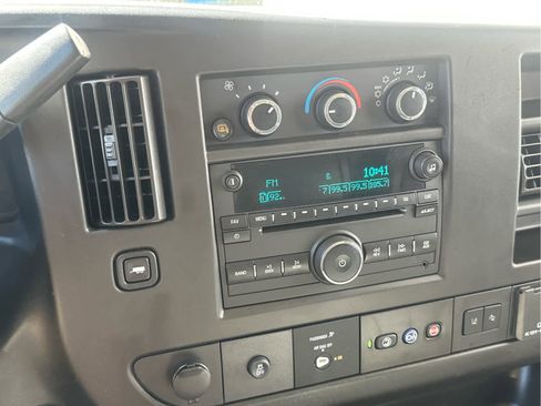 Used 2020 Chevrolet Express 3500 Extended w/ Driver Convenience Package image 30