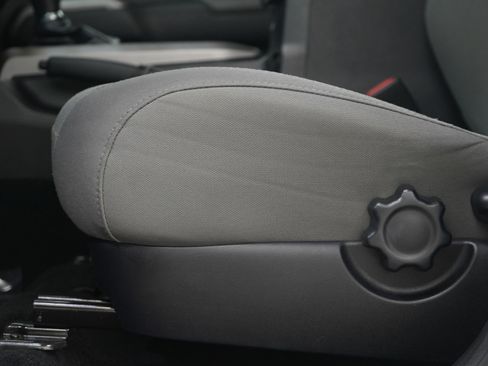 Used 2019 Toyota Tacoma SR5 image 23