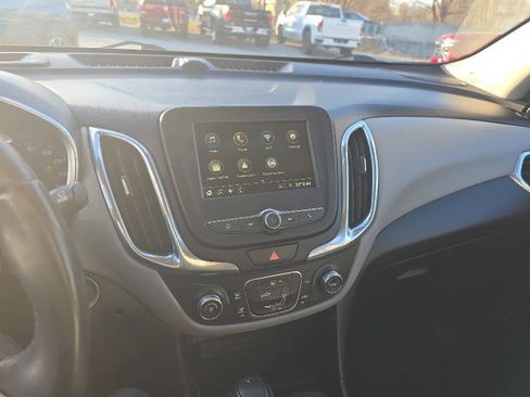 Used 2019 Chevrolet Equinox LT image 27