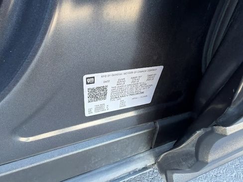 Used 2022 Chevrolet Equinox LT FWD image 30