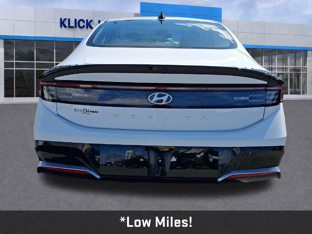 Used 2025 Hyundai Sonata SEL FWD image 7
