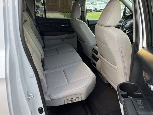 Used 2024 Honda Ridgeline RTL image 12