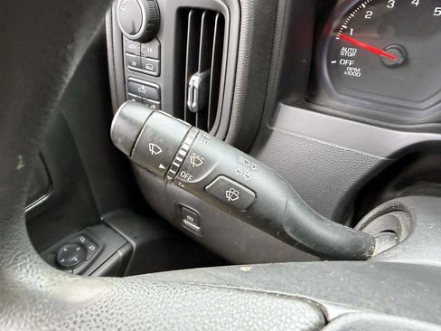 Used 2022 Chevrolet Silverado 1500 Custom w/ Rally Edition AWD/4WD image 25