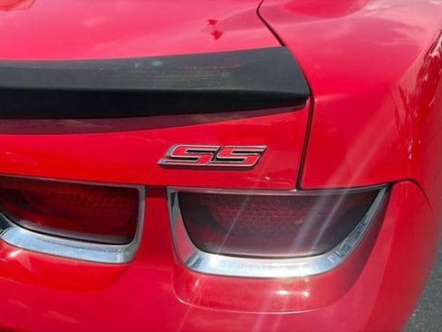 Used 2011 Chevrolet Camaro SS w/ RS Package RWD image 10