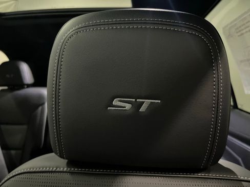 New 2026 Buick Enclave Sport Touring w/ Power Package image 28