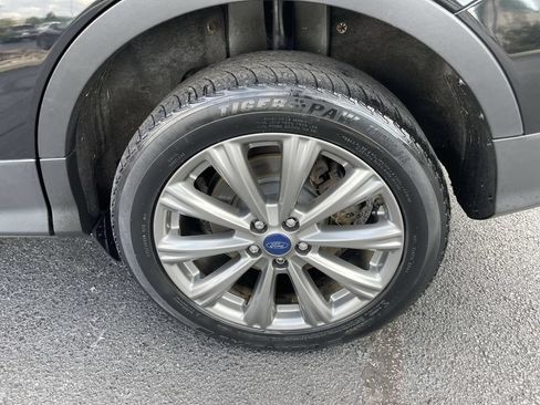 Used 2018 Ford Escape Titanium AWD/4WD image 8