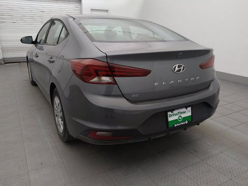 Used 2019 Hyundai Elantra SE FWD image 5