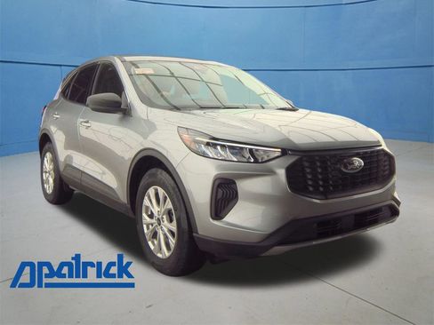 Used 2024 Ford Escape Active AWD/4WD image 1
