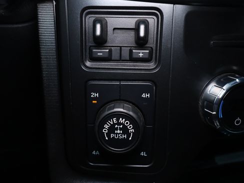 Used 2021 Ford F150 Platinum w/ Equipment Group 701A High AWD/4WD image 24