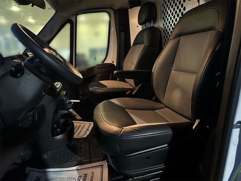 Used 2023 RAM ProMaster 2500 image 11