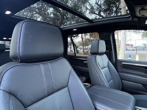 Used 2025 Chevrolet Tahoe RST w/ Comfort Package image 44