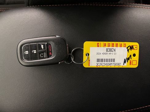 Used 2024 Honda HR-V Sport image 24