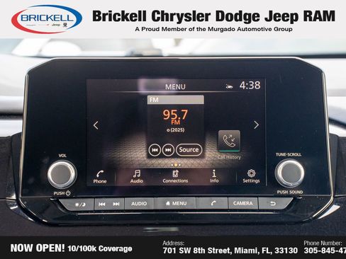 Used 2024 Nissan Pathfinder SV image 23