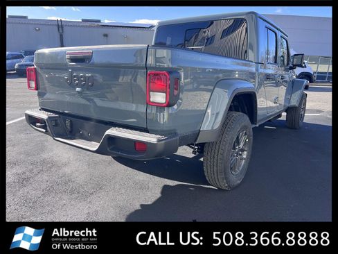 New 2026 Jeep Gladiator Sport image 5