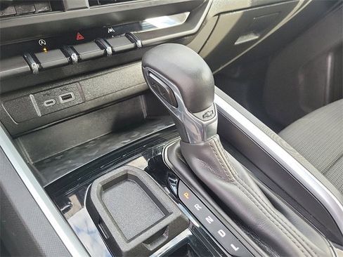 Certified 2023 Chevrolet Colorado LT image 15