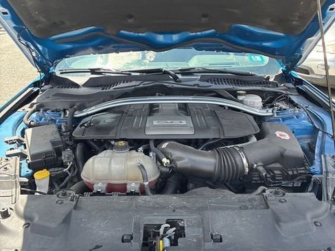 Used 2019 Ford Mustang GT Premium w/ GT Performance Package RWD image 9