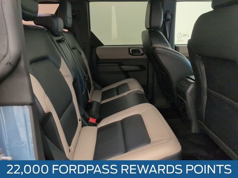 Certified 2024 Ford Bronco Wildtrak image 19