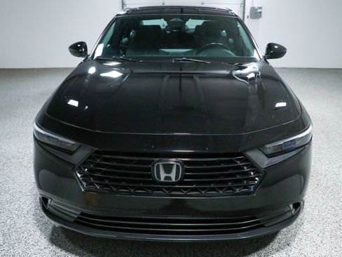 Used 2024 Honda Accord Sport image 4
