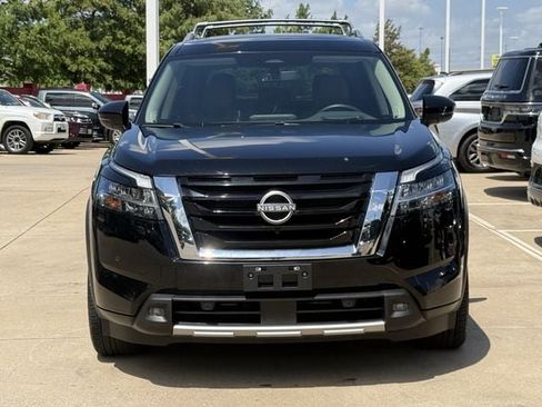 Used 2023 Nissan Pathfinder Platinum w/ Cargo Package AWD/4WD image 7