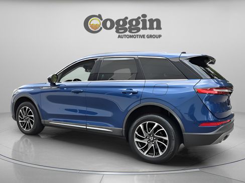 Used 2020 Lincoln Corsair FWD w/ Equipment Group 101A image 3
