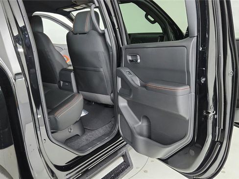 New 2025 Nissan Frontier PRO-4X image 26