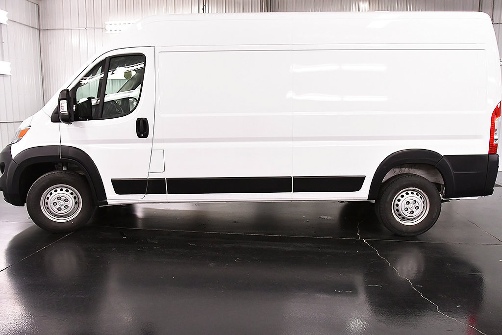 Used 2025 RAM ProMaster 3500 w/ Convenience Group FWD image 4