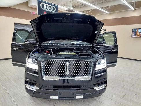 Used 2019 Lincoln Navigator Reserve w/ Cargo Package image 12