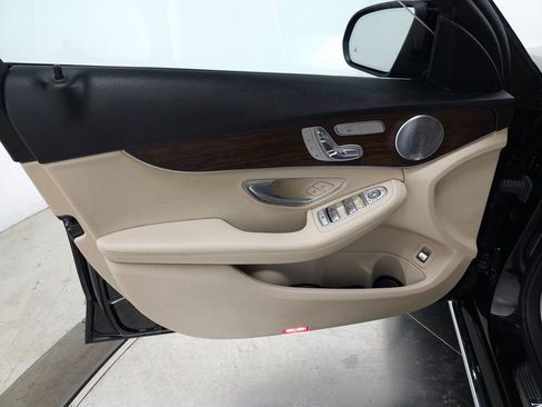 Used 2020 Mercedes-Benz C 300 4MATIC Sedan image 13