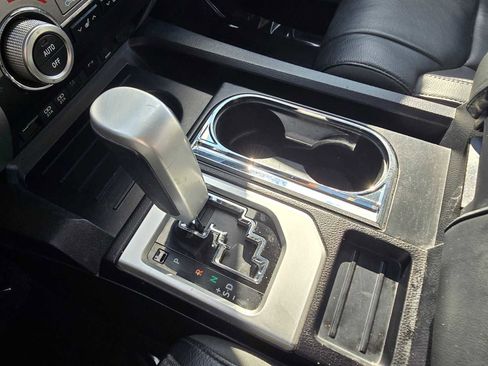 Used 2021 Toyota Tundra Limited image 29