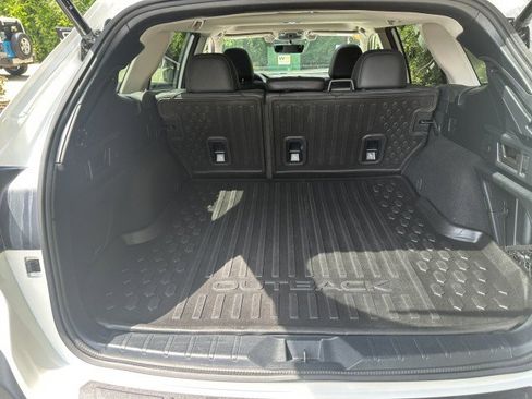 Used 2022 Subaru Outback Limited w/ Popular Package #2 image 19