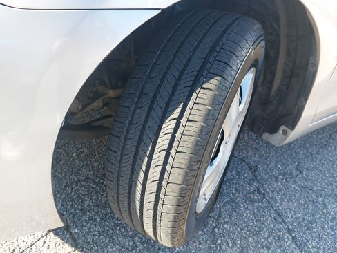 Used 2011 Toyota Camry BASE image 33