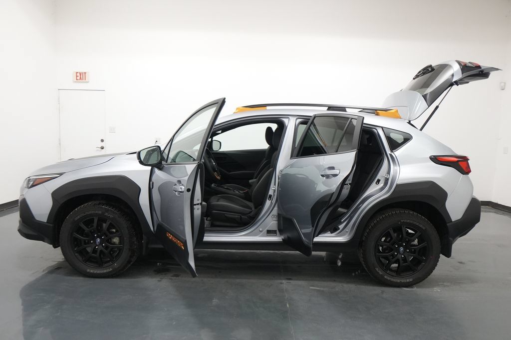 Used 2025 Subaru Crosstrek 2.5i Wilderness AWD/4WD image 24
