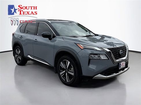 Used 2022 Nissan Rogue Platinum w/ Head-Up Display Package image 1