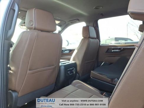 New 2026 Chevrolet Suburban High Country image 11
